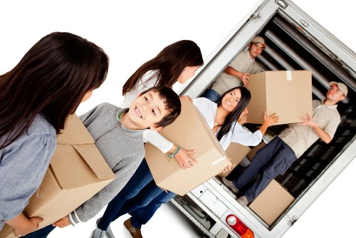 Local house movers working in West Hampstead near residential flats